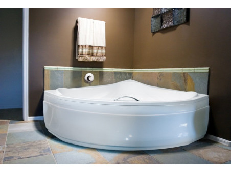 Badewanne Eckwanne Ewax 134x134 | Ablauf Viega & Füße GRATIS !