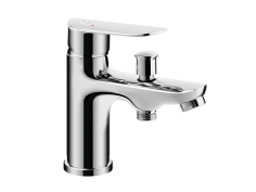Badewannenarmatur in Silber...