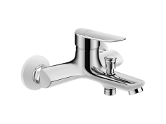 Badewannenarmatur in Silber...