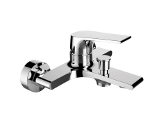 Badewannenarmatur in Silber...
