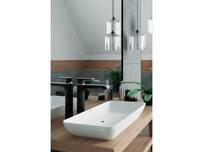 Waschtischarmatur in Schwarz-Silber... Waschtischarmatur in Schwarz-Silber...