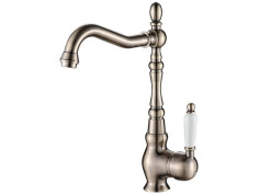 Küchenarmatur in Kupfer...