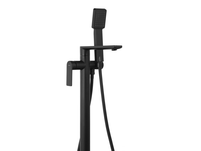 Freistehende Badewannenarmatur in...